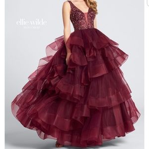 Ellie Wilde prom dress